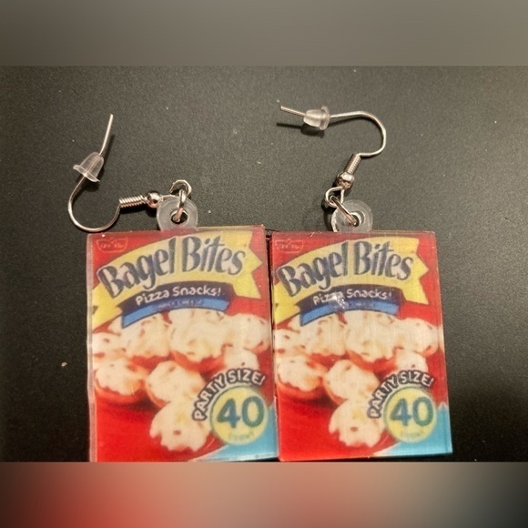 4/$25 Bagel bites dangle earrings. NWOT. Super adorbs 🥰 - Picture 3 of 3